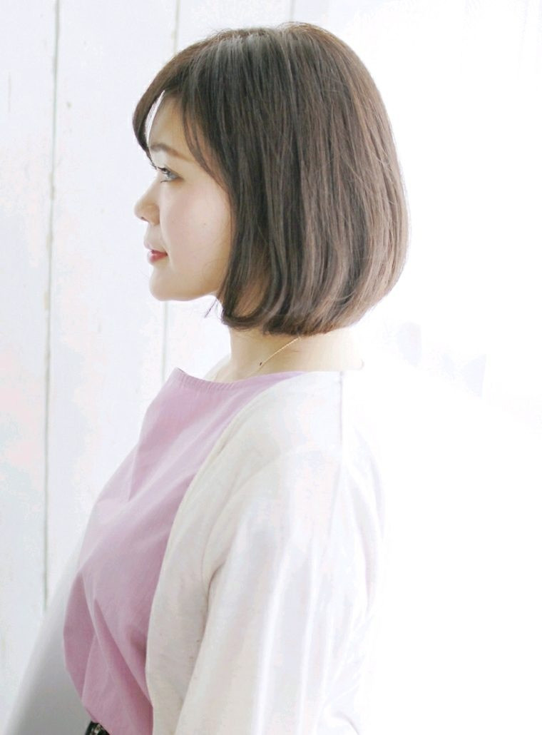 優しげなオーラを放出するふわっと軽いＡラインボブ