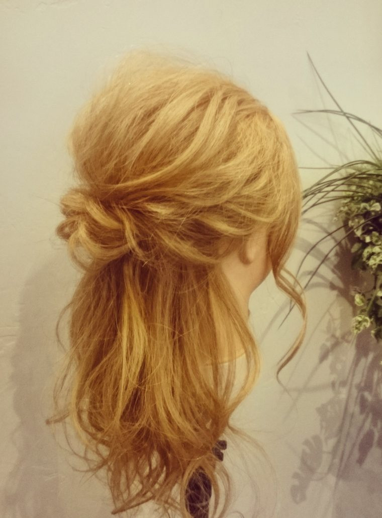 ゆるふわハーフアップ